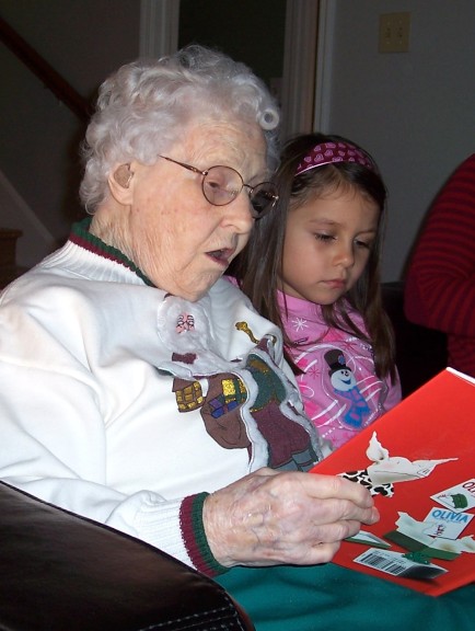  Mom reads to Isabel at Isobel's house